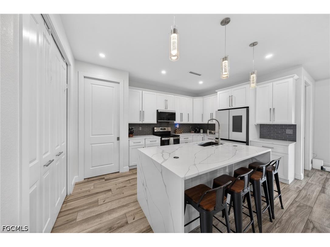 1902 NE 20th Street Cape Coral FL 33909 2026023789 image9
