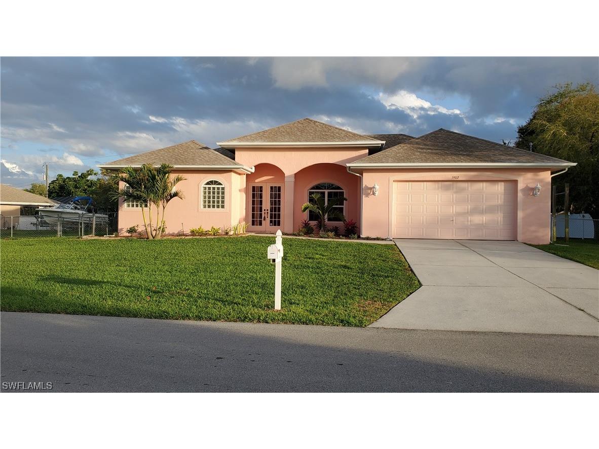 1902 NE 5th Street Cape Coral FL 33909 223058637 image1