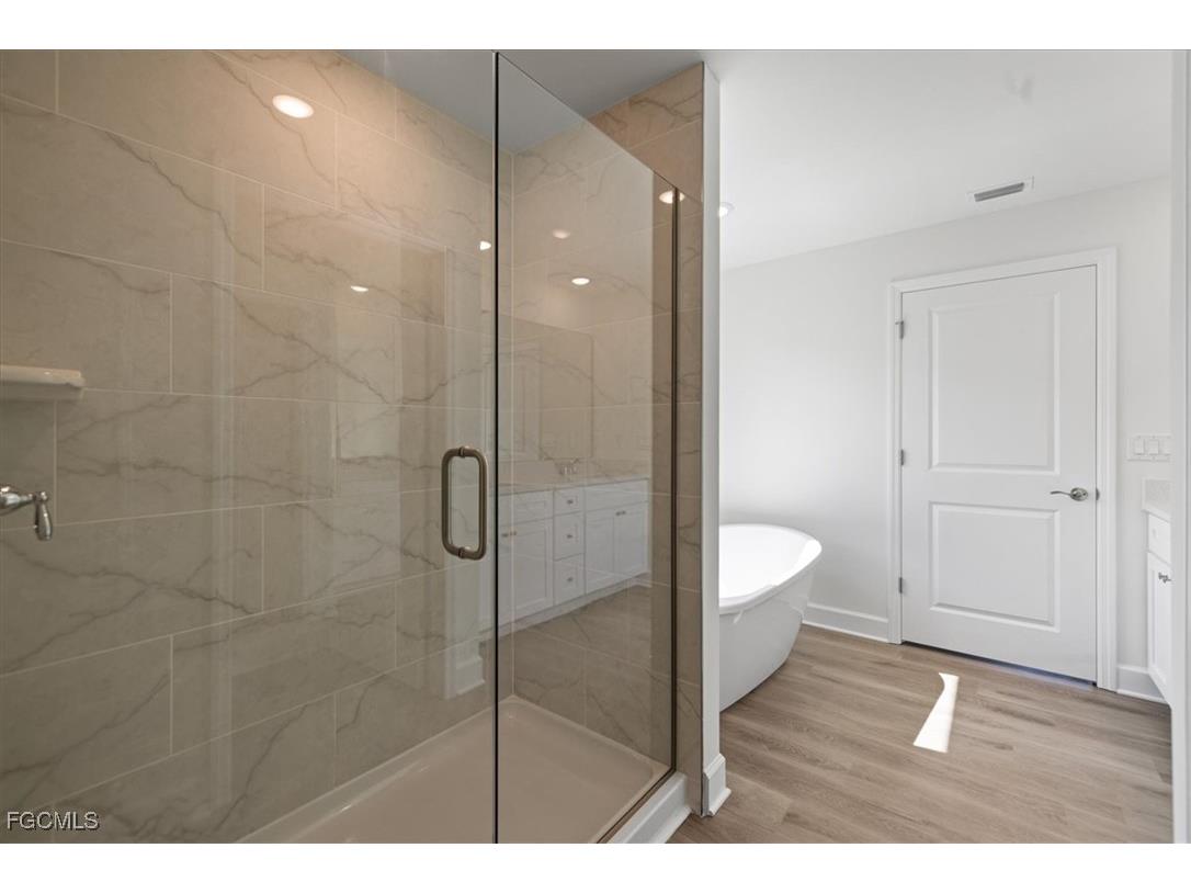 1902 NW 19th Place Cape Coral FL 33993 2025016728 image18