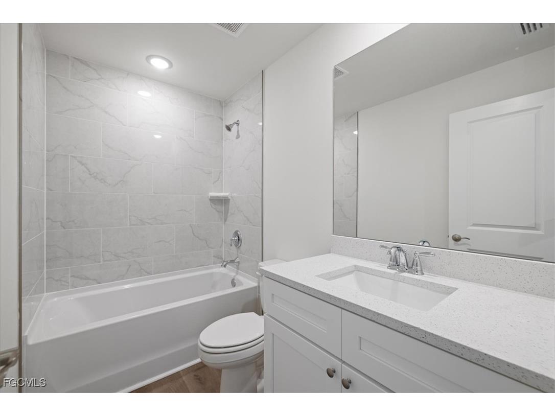 1902 NW 19th Place Cape Coral FL 33993 2025016728 image26