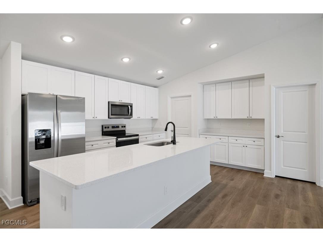 1902 NW 19th Place Cape Coral FL 33993 2025016728 image7