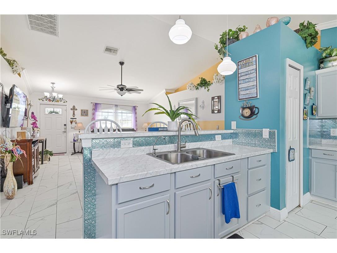 1902 NW 2nd Place Cape Coral FL 33993 225039212 image16