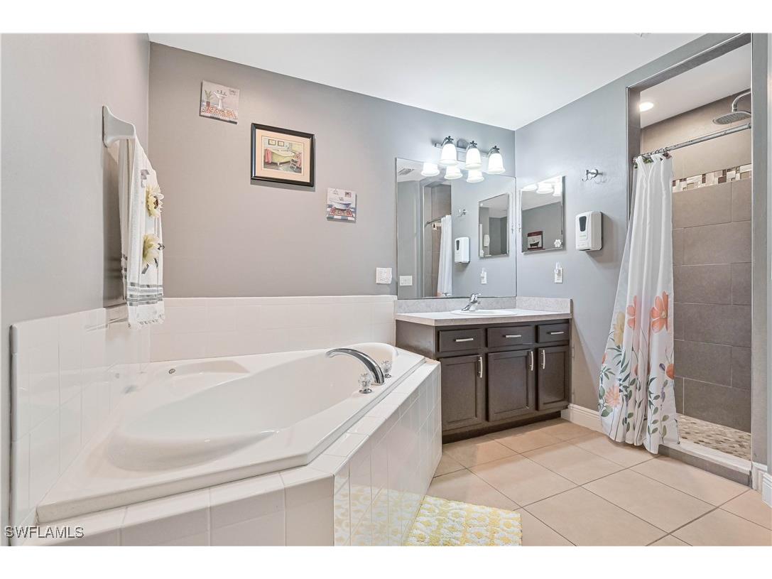 1902 NW 2nd Place Cape Coral FL 33993 225039212 image19