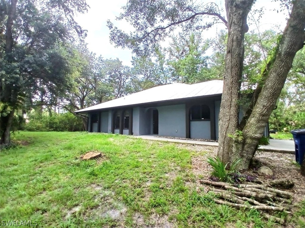 1902 Roosevelt Avenue Lehigh Acres FL 33972 224058133 image1