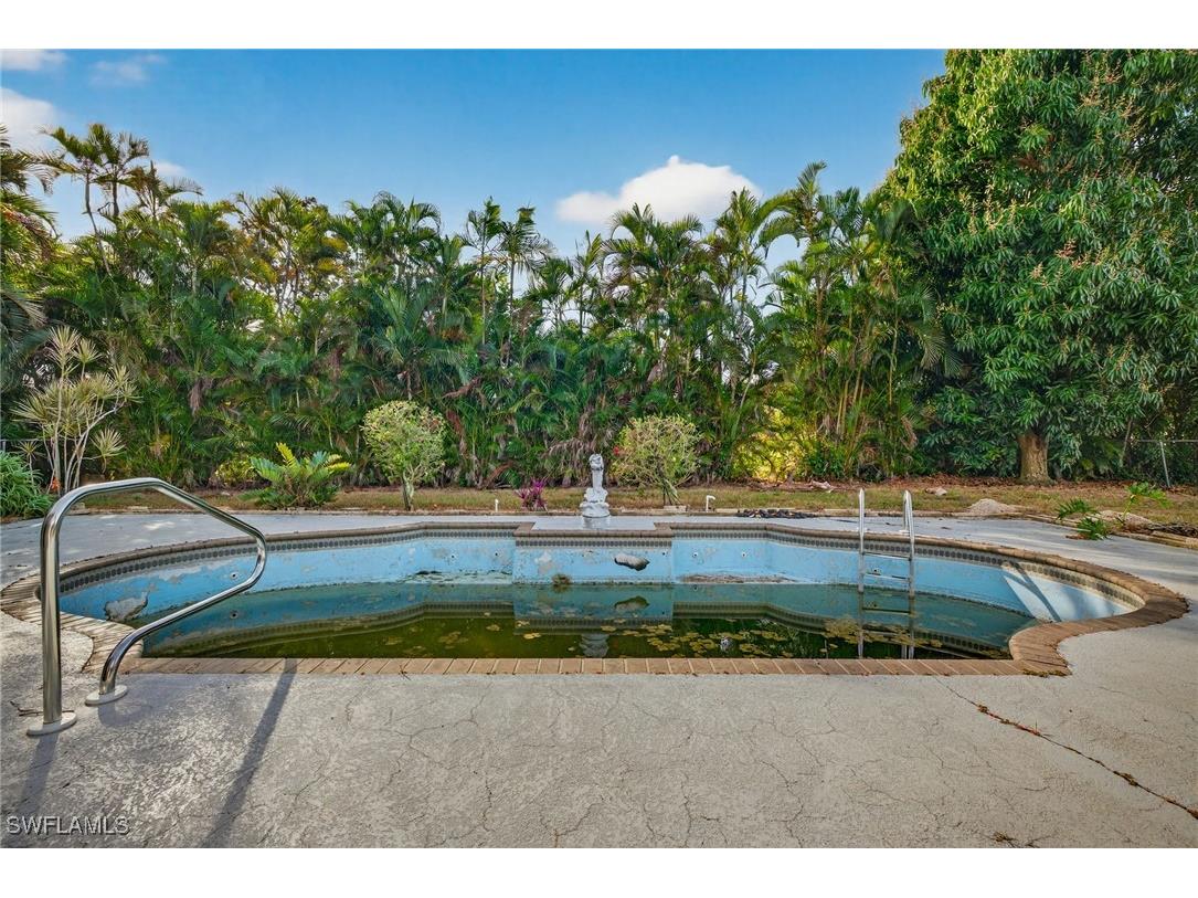 1902 SE 12th Street Cape Coral FL 33990 225083998 image36