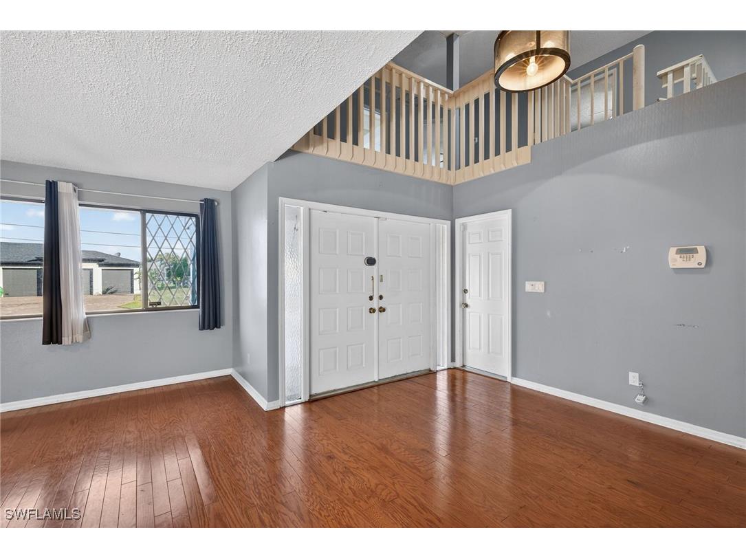 1902 SE 12th Street Cape Coral FL 33990 225083998 image4