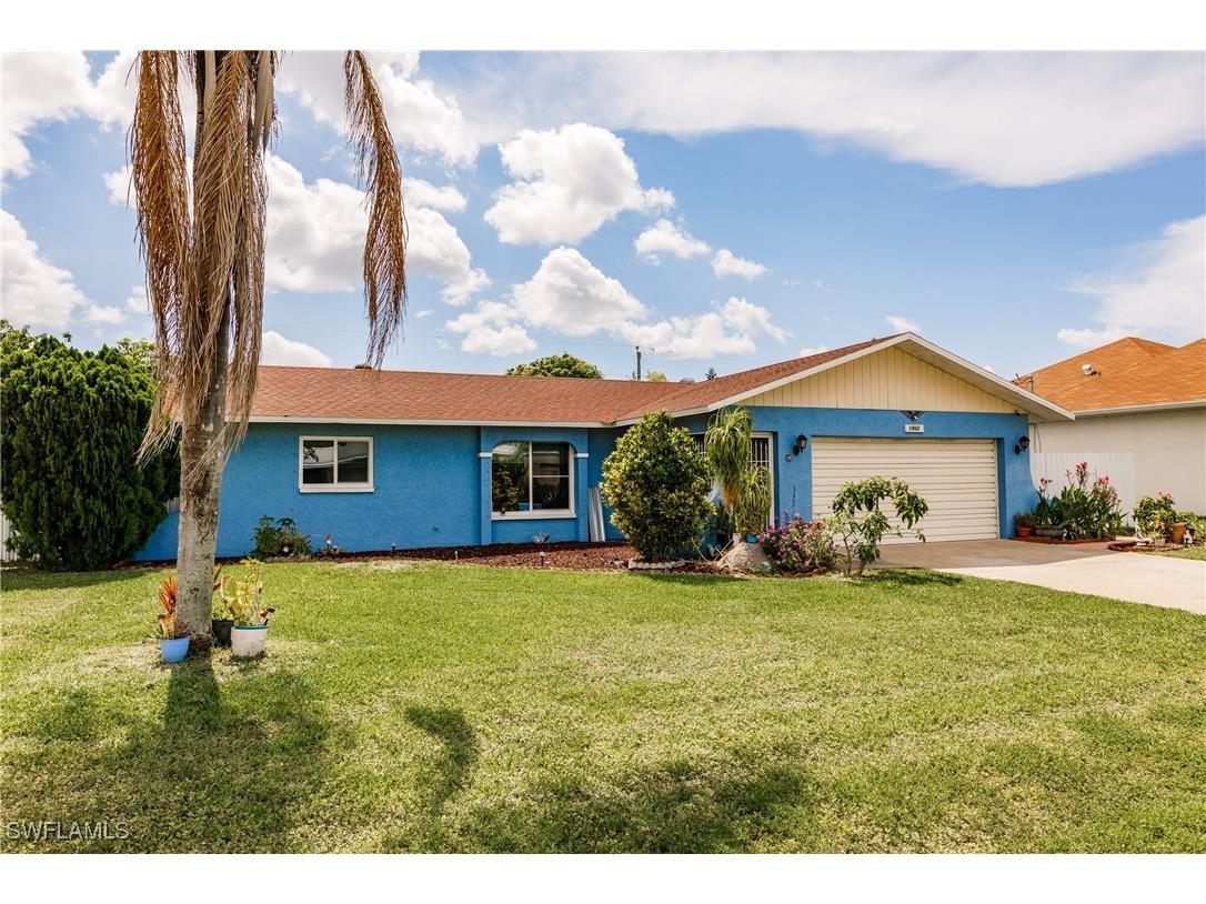 1902 SE 15th Place Cape Coral FL 33990 225054938 image1