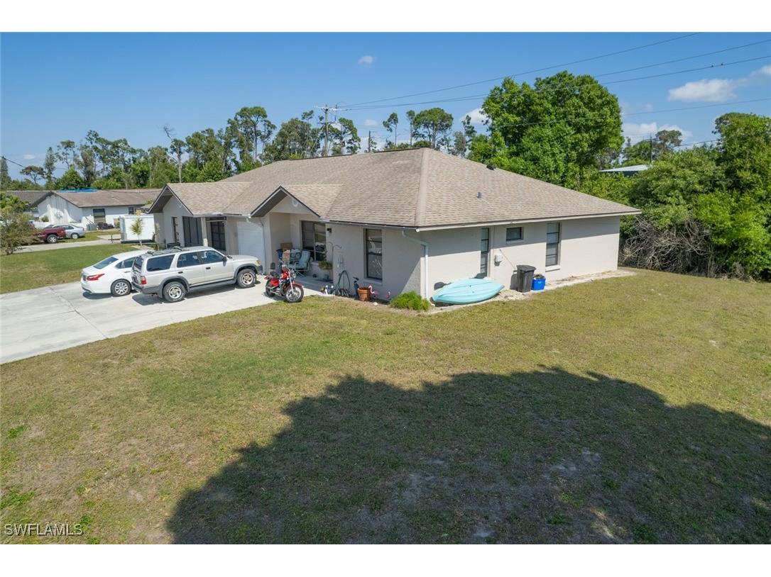 19029 / 19031 Holly Road Fort Myers FL 33967 225075806 image2