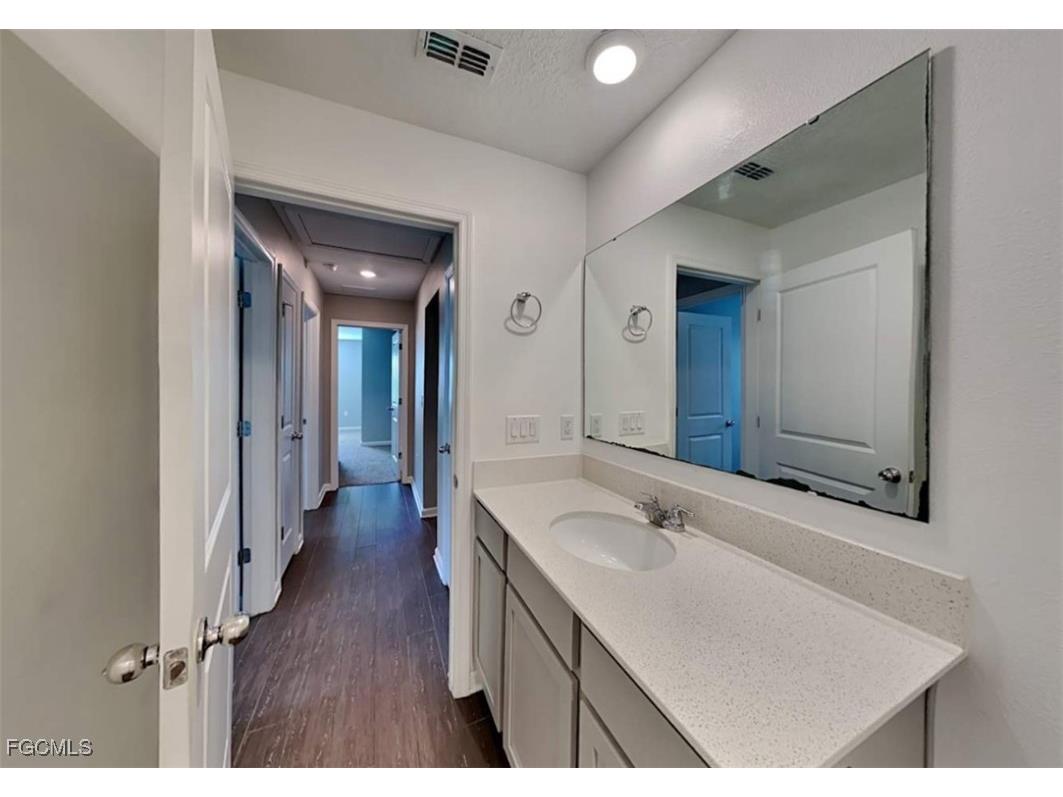 1903 Academy Boulevard Cape Coral FL 33990 2025015864 image10