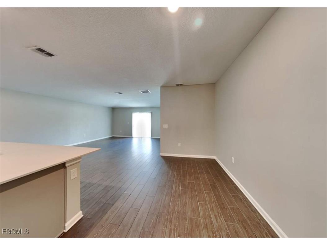 1903 Academy Boulevard Cape Coral FL 33990 2025015864 image5