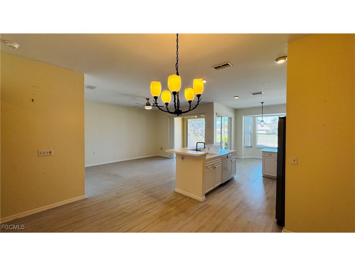 1903 Morning Sun Lane #F21 Naples FL 34119 2026004061 image9
