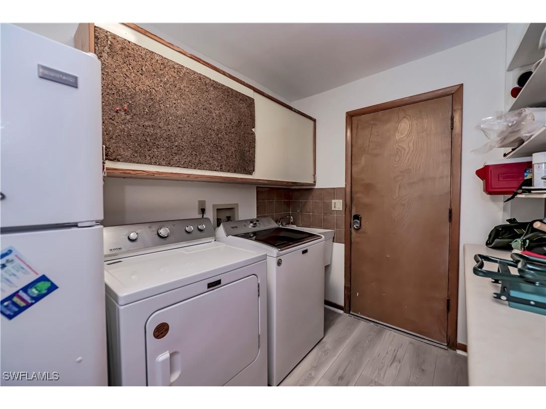 1903 SE 10th Avenue Cape Coral FL 33990 225027253 image35