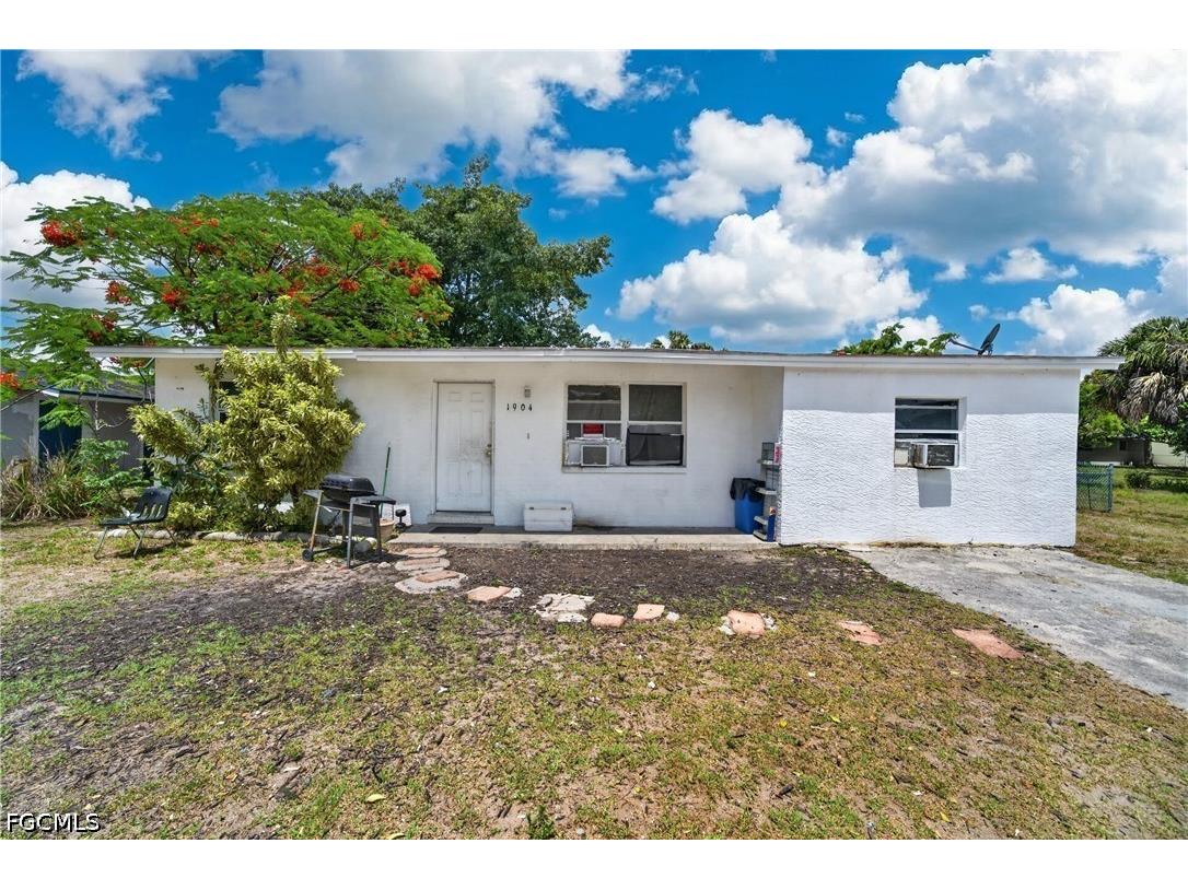 1904 Fountain Street Fort Myers FL 33916 2026020755 image1