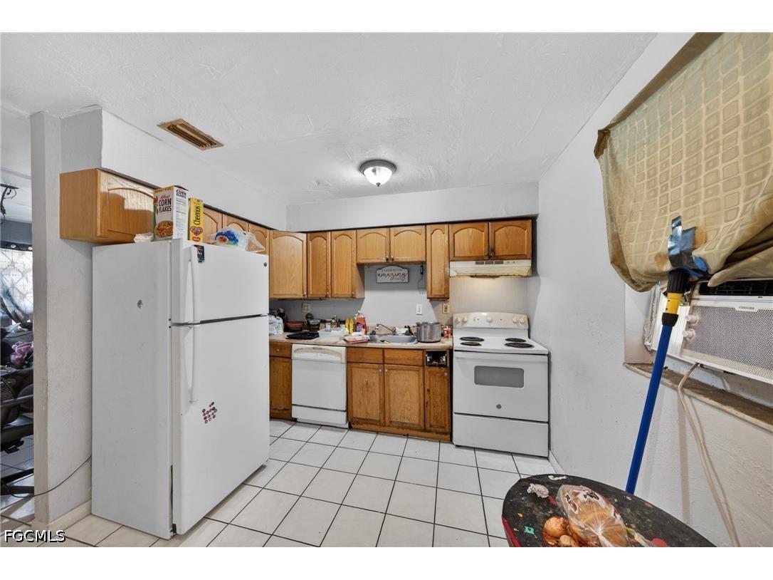 1904 Fountain Street Fort Myers FL 33916 2026020755 image2