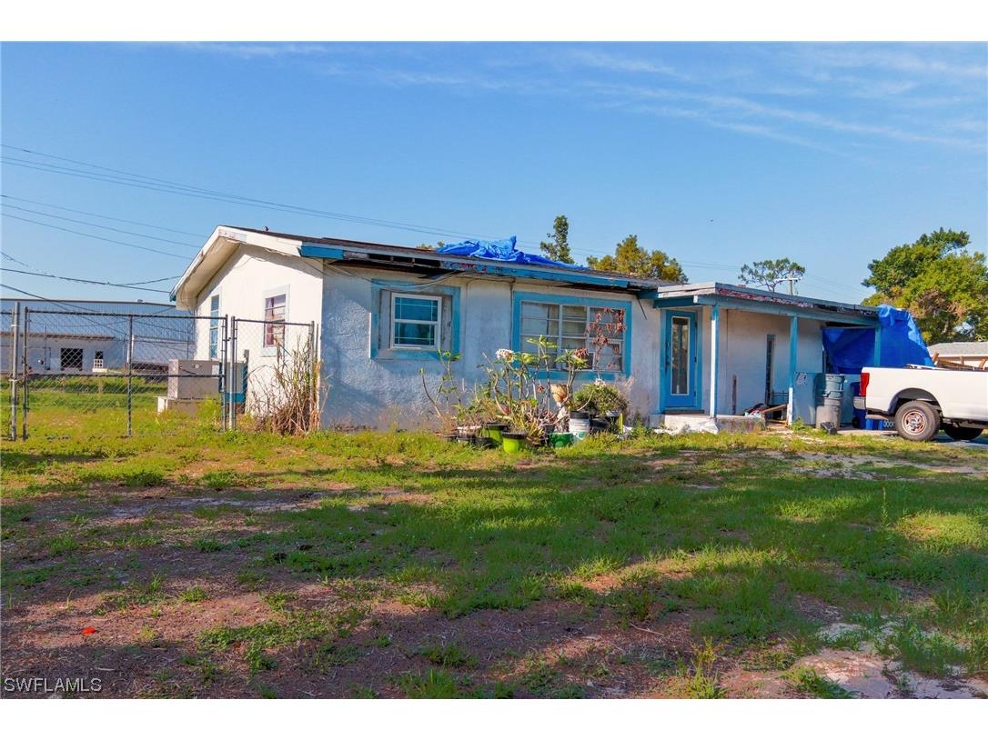 1904 Palm Drive Fort Myers FL 33907 223032757 image1