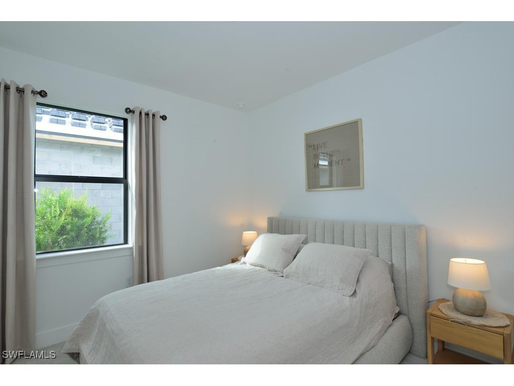 1904 Sierra Court Naples FL 34120 225071067 image11