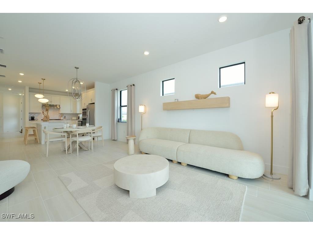 1904 Sierra Court Naples FL 34120 225071067 image6