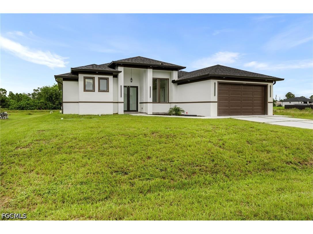 1904 Crawford Avenue N Lehigh Acres FL 33971 2026017778 image2