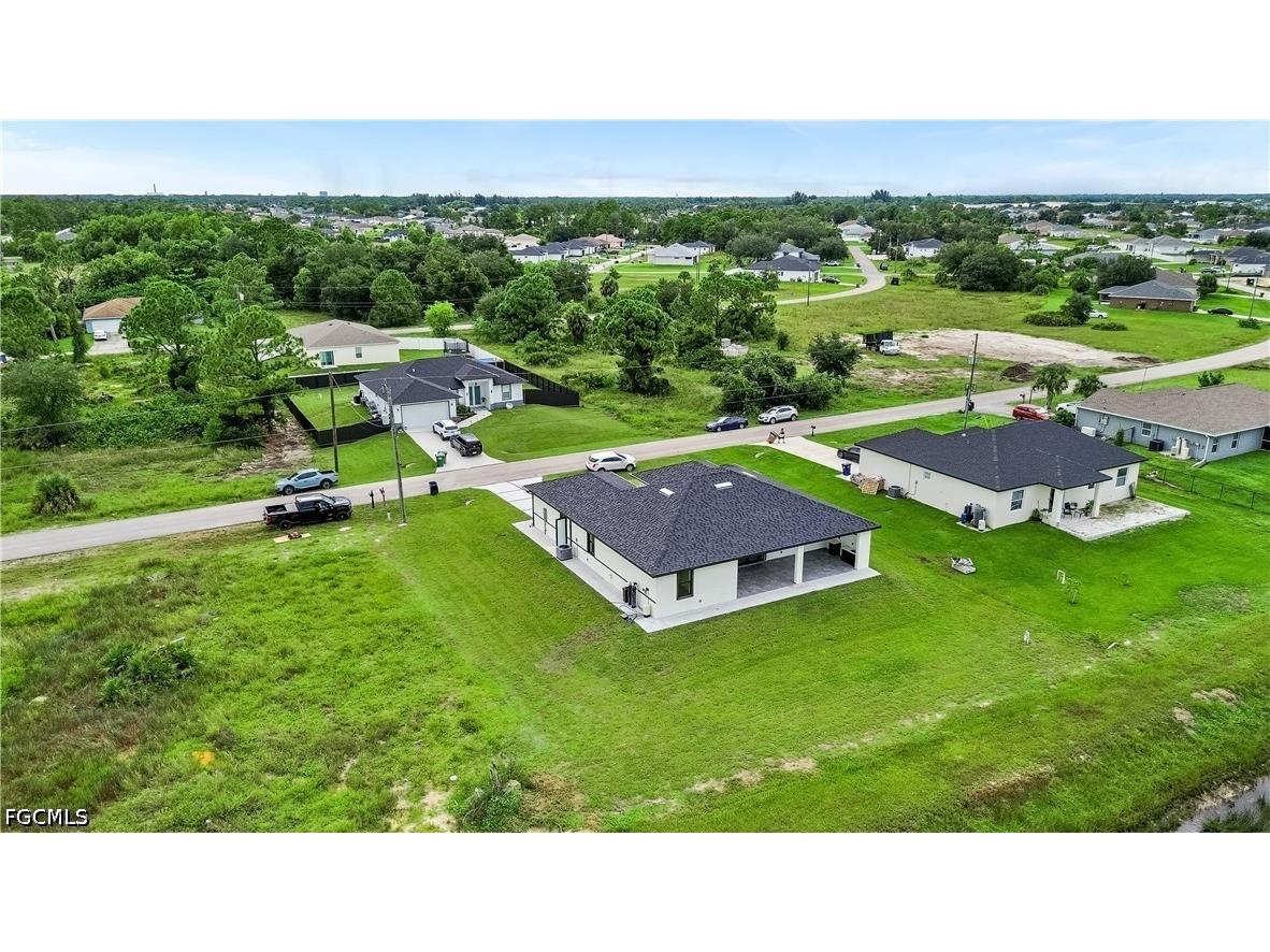 1904 Crawford Avenue N Lehigh Acres FL 33971 2026017778 image4