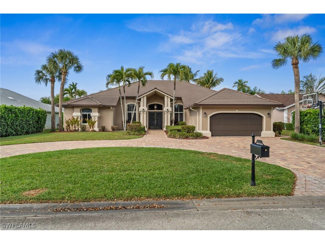 1905 Fairfax Circle Naples FL 34109 226009374 image1