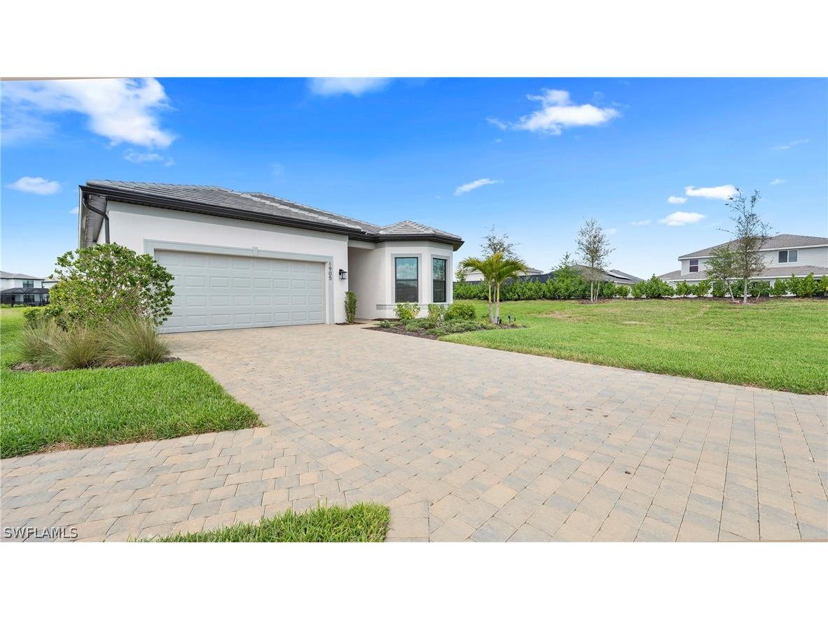 1905 Fresno Avenue Naples FL 34120 226011318 image2