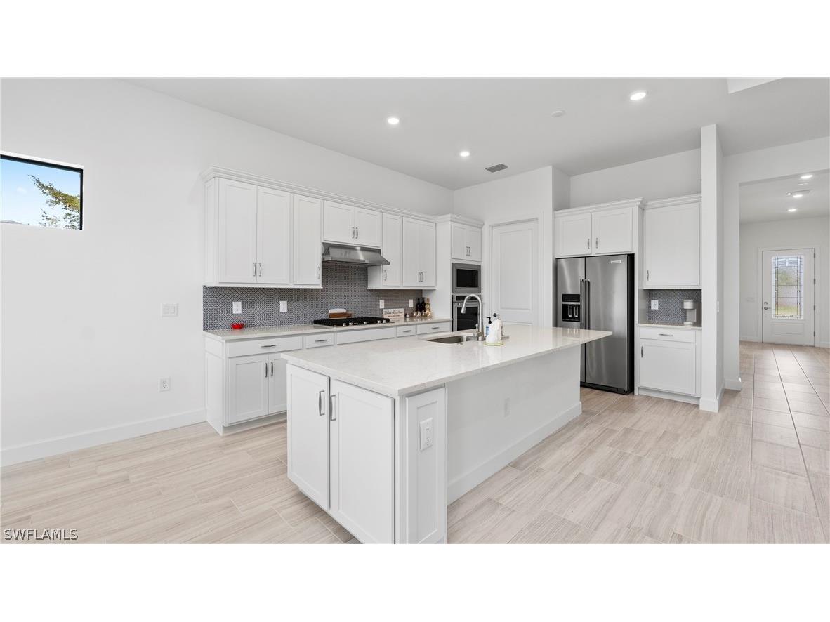 1905 Fresno Avenue Naples FL 34120 226011318 image5