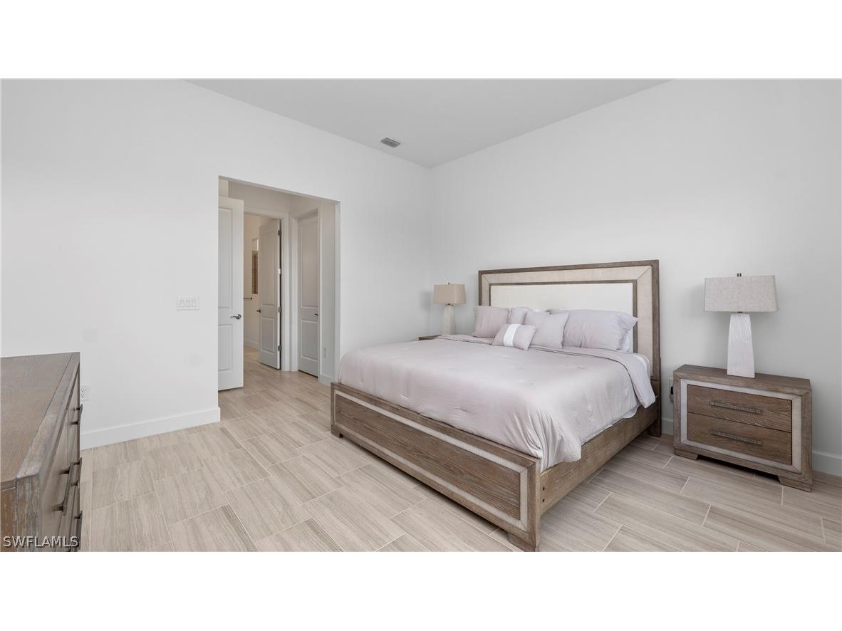 1905 Fresno Avenue Naples FL 34120 226011947 image17