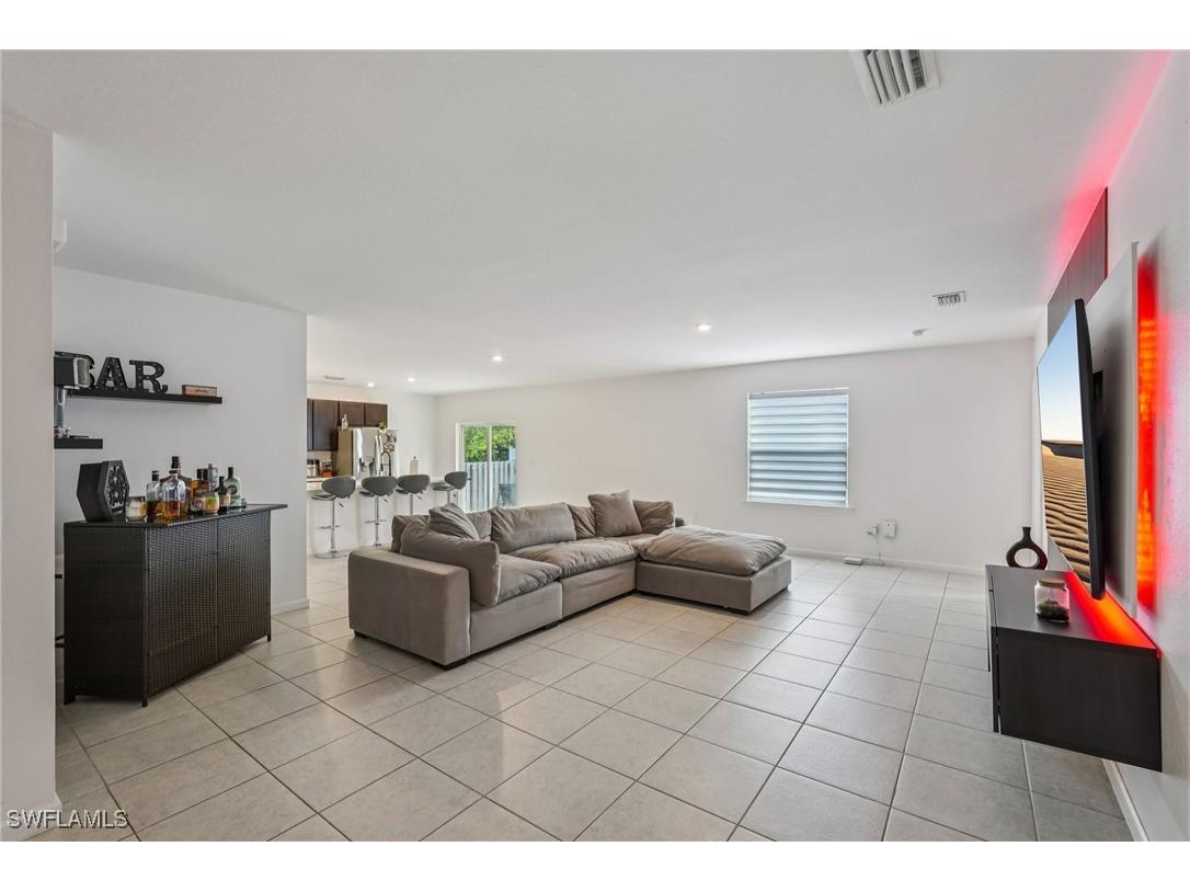 1905 NE 17th Avenue Cape Coral FL 33909 225083075 image7