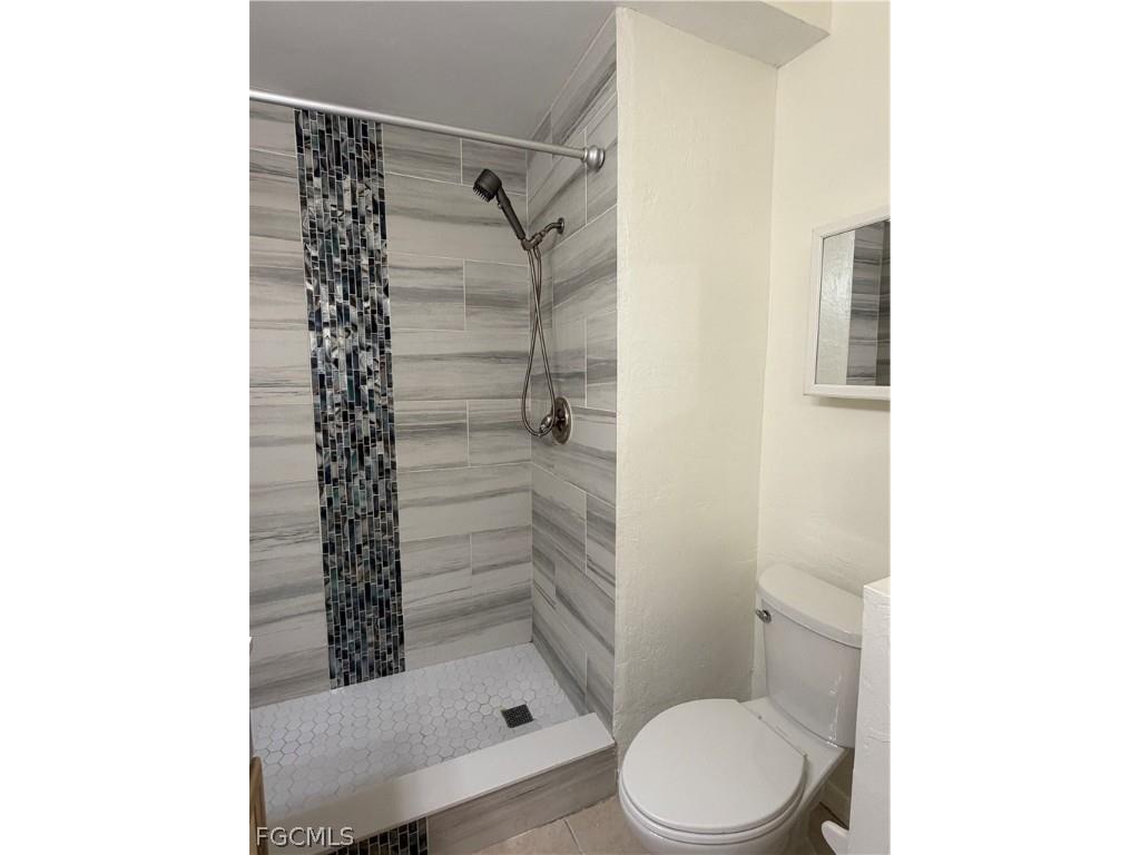 1905 NE 6th Street Cape Coral FL 33909 2026008450 image6