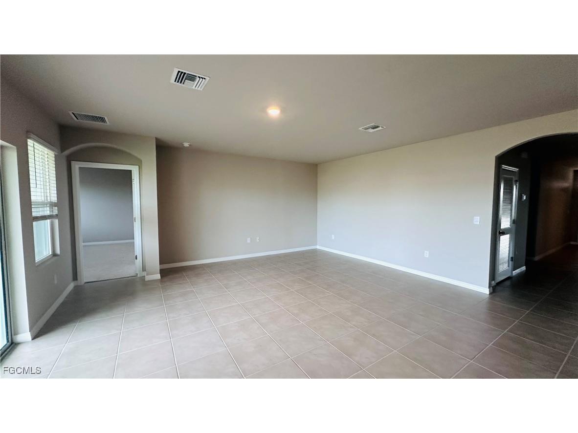 1905 NW 23rd Street Cape Coral FL 33993 2025005702 image8