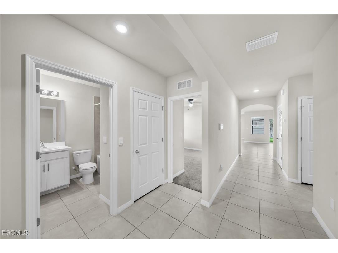 1905 NW 23rd Street Cape Coral FL 33993 2025008850 image10