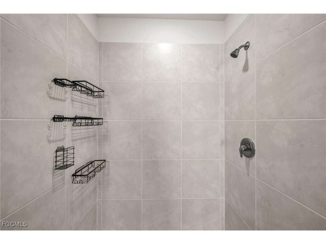 1905 NW 23rd Street Cape Coral FL 33993 2025008850 image18