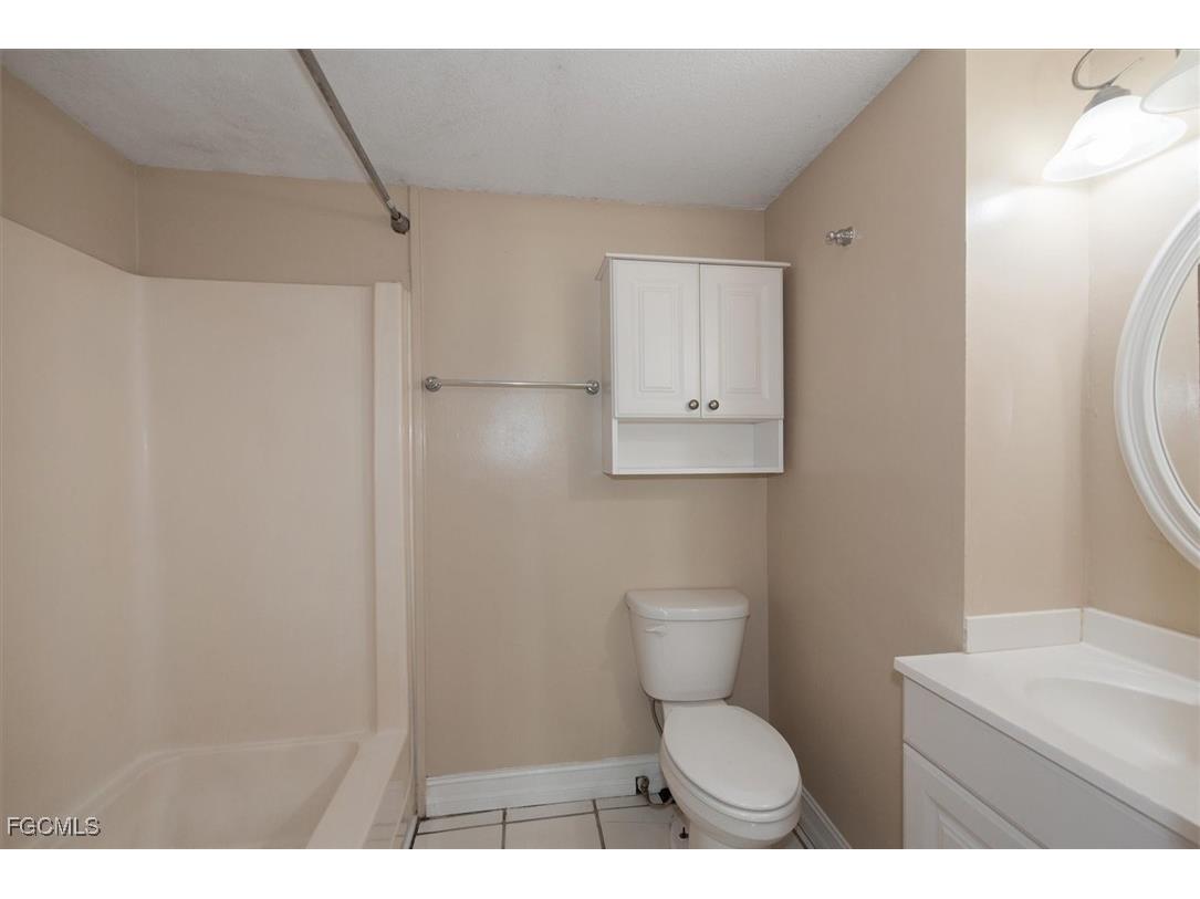 1905 Oakley Avenue #A AND B Fort Myers FL 33901 225029304 image24