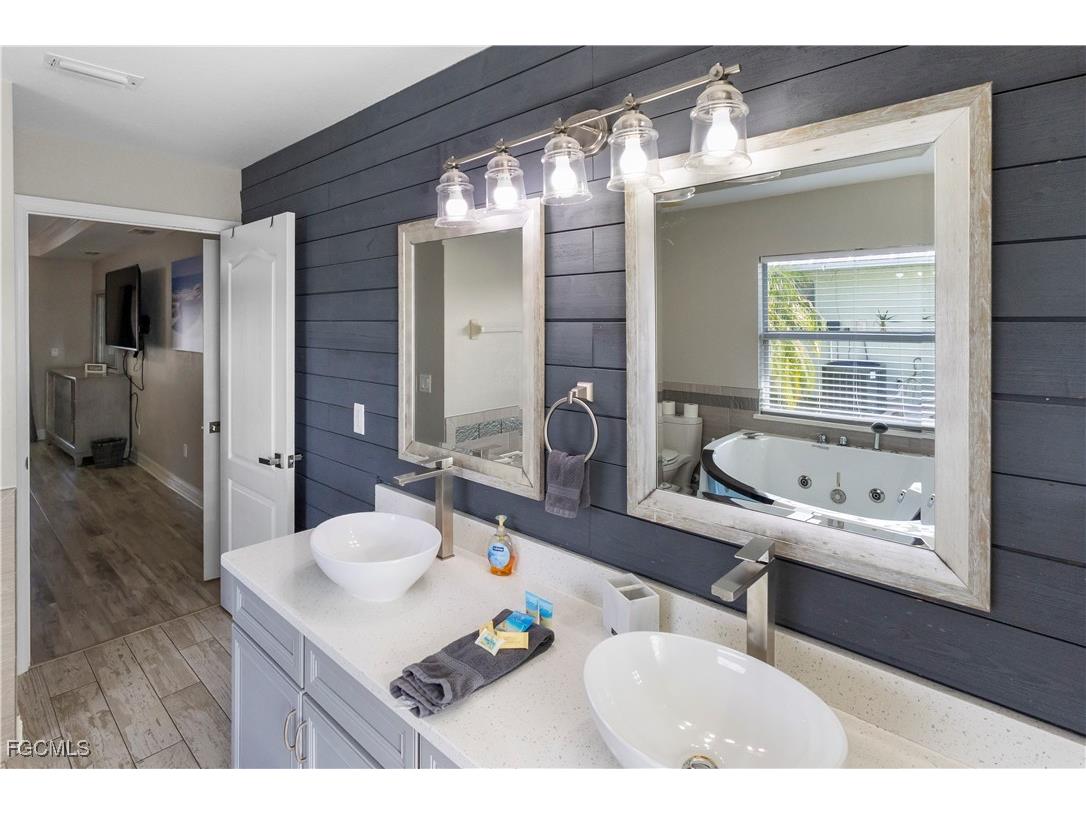 1905 SW 51st Terrace Cape Coral FL 33914 2025019343 image19