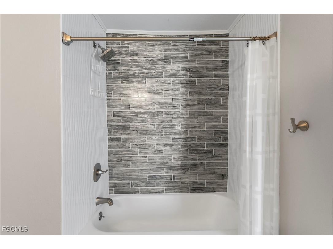 1905 SW 51st Terrace Cape Coral FL 33914 2025019343 image28