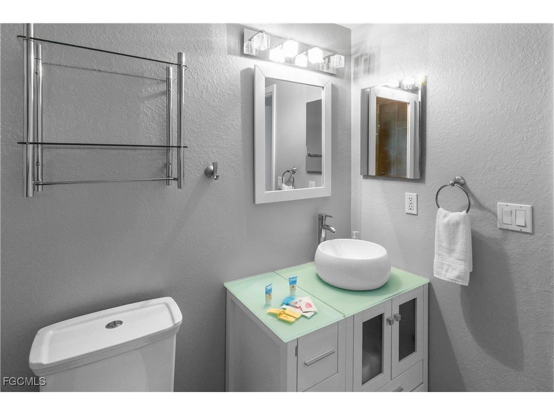 1905 SW 51st Terrace Cape Coral FL 33914 2025019343 image30