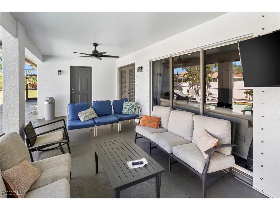 1905 SW 51st Terrace Cape Coral FL 33914 2025019343 image35