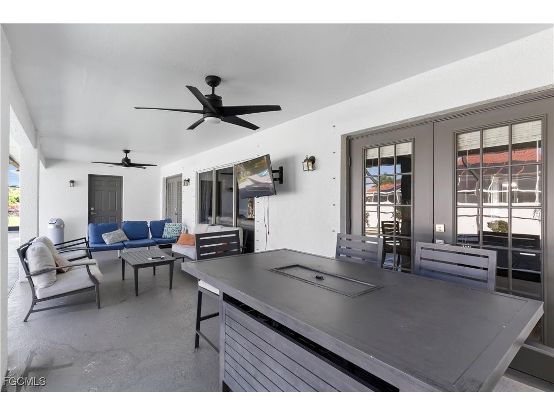 1905 SW 51st Terrace Cape Coral FL 33914 2025019343 image36