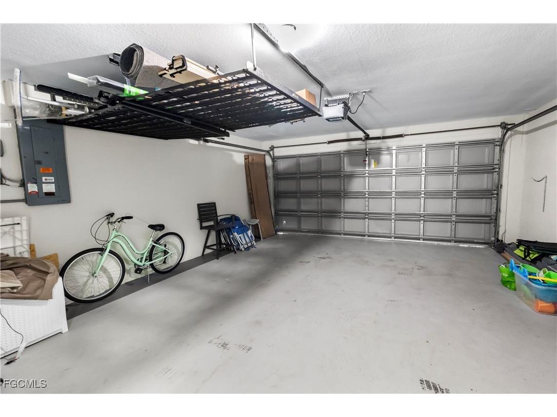 1905 SW 51st Terrace Cape Coral FL 33914 2025019343 image41