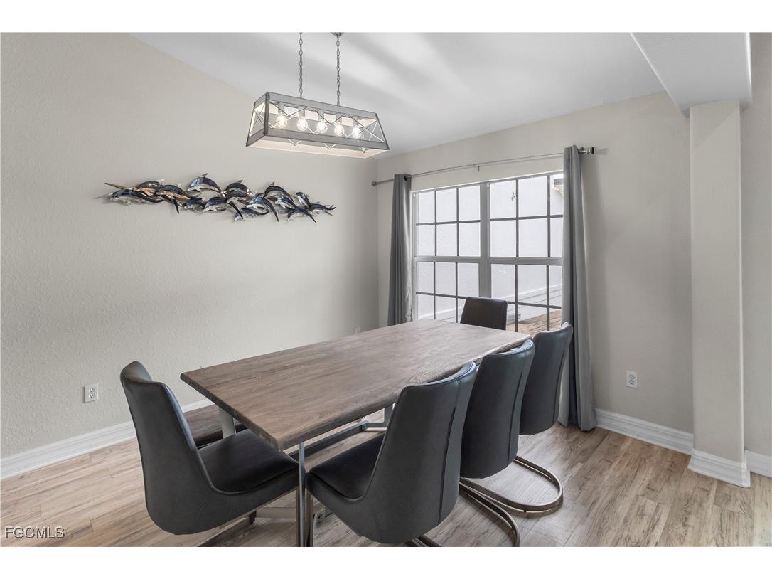 1905 SW 51st Terrace Cape Coral FL 33914 2025019343 image5