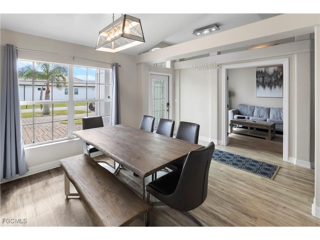 1905 SW 51st Terrace Cape Coral FL 33914 2025019343 image6