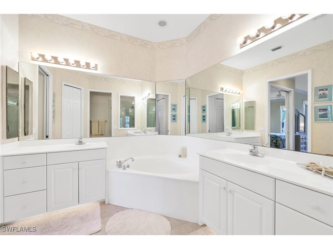 1905 Seville Boulevard #322 Naples FL 34109 225078699 image23