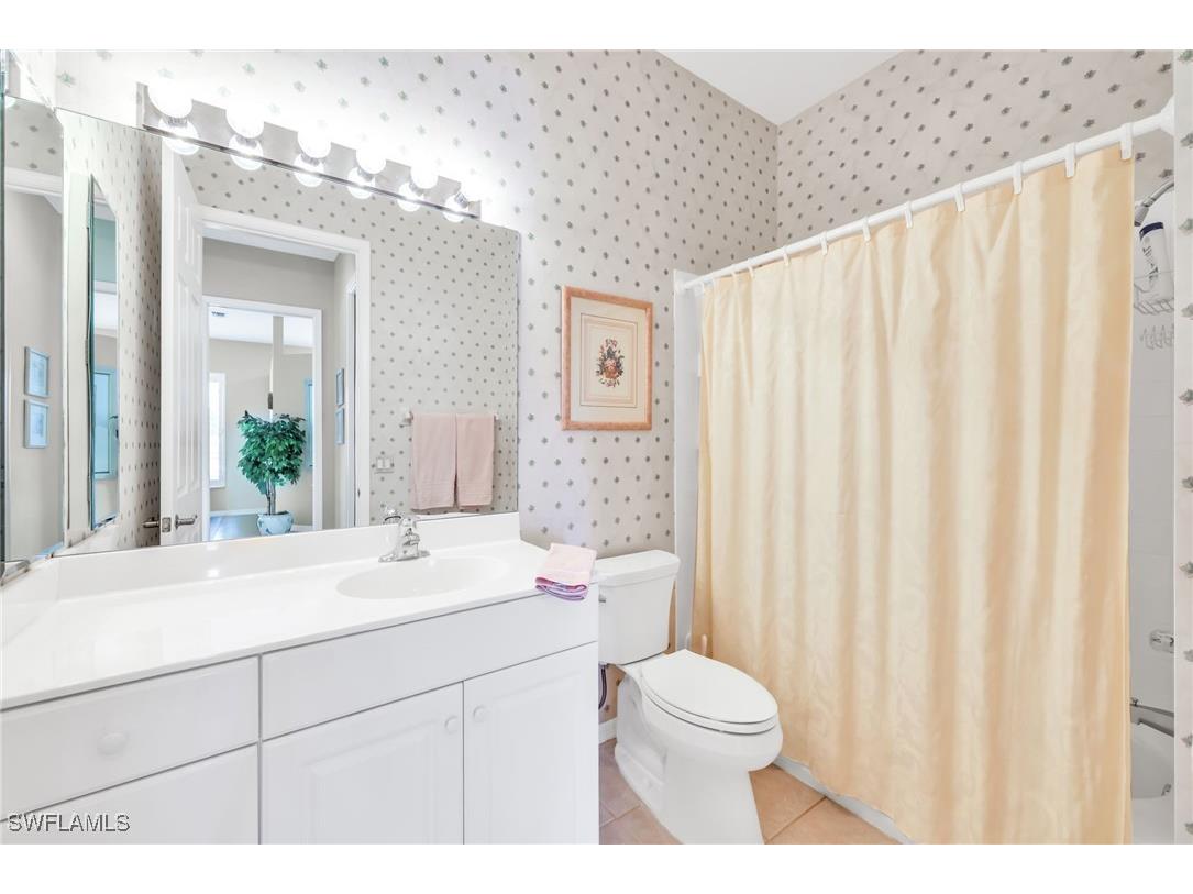 1905 Seville Boulevard #322 Naples FL 34109 225078699 image41