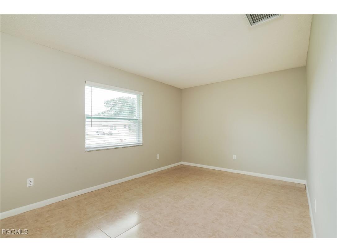 19058 Flamingo Road Fort Myers FL 33967 2025024325 image13