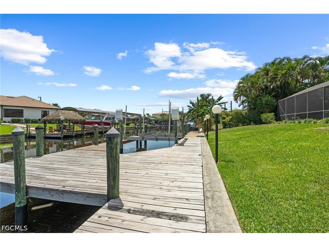 1906 Everest Parkway Cape Coral FL 33904 2026021093 image3
