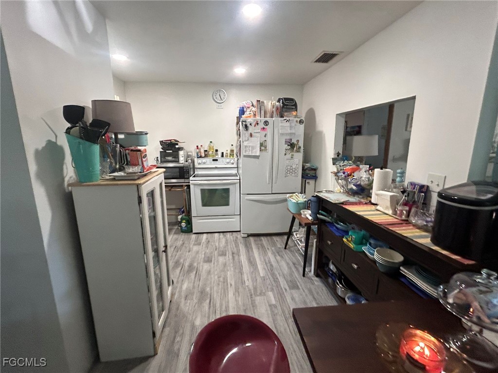 1906 Ibis Lane Sanibel FL 33957 2025017459 image3