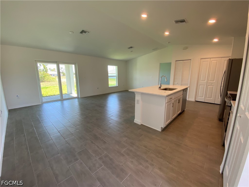 1906 Jacaranda Parkway W Cape Coral FL 33993 2026029357 image4