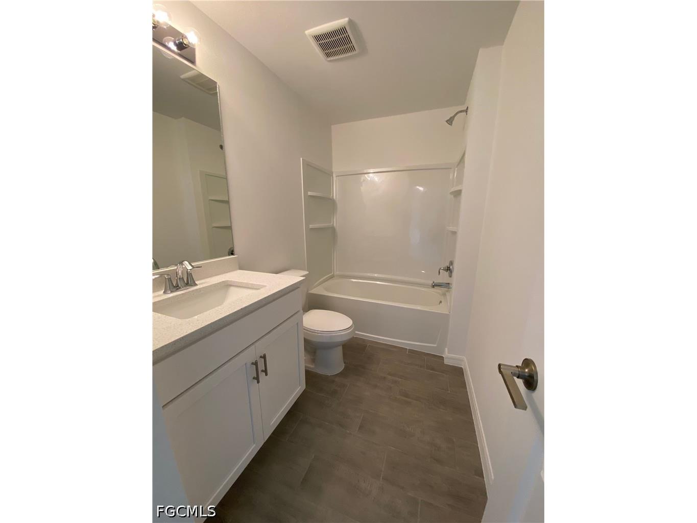 1906 Jacaranda Parkway W Cape Coral FL 33993 2026029357 image7