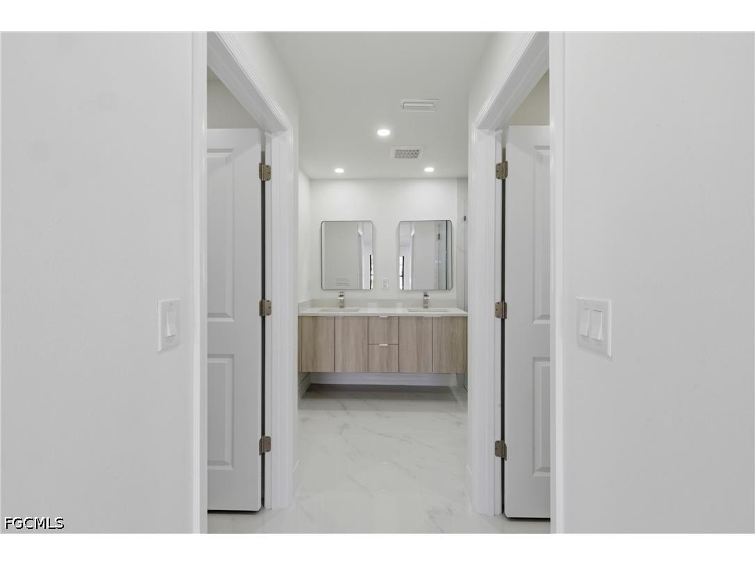 1906 NE 16th Place Cape Coral FL 33909 2026019979 image25