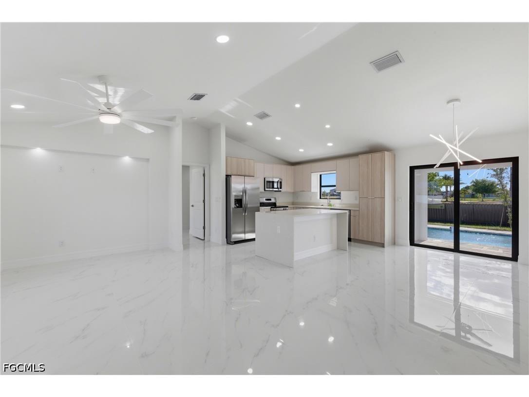 1906 NE 16th Place Cape Coral FL 33909 2026019979 image5